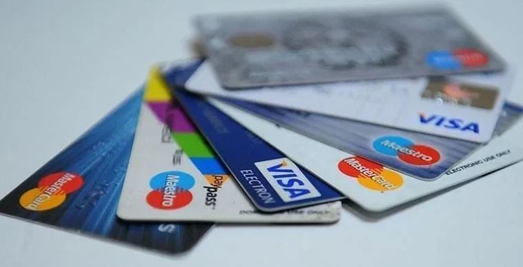 kredi kartı 1 gün geç ödemek kredi notunu etkiler mi?